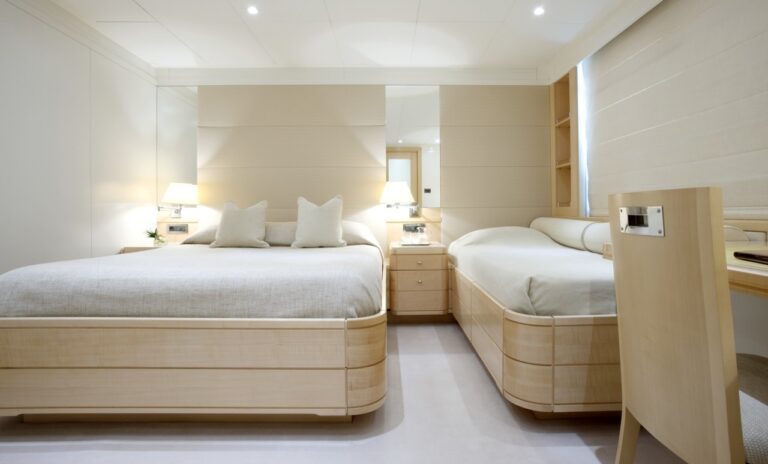 Triple Cabin On Yacht LA TANIA