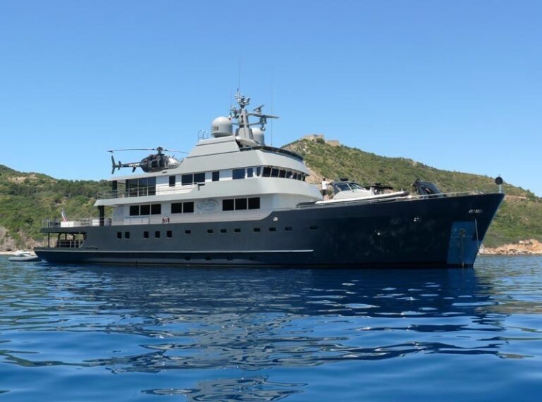 The 49m Yacht PLAN B