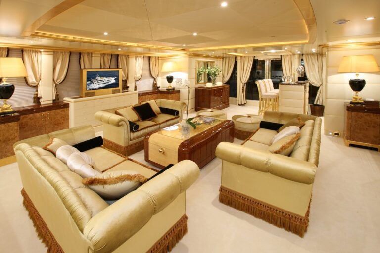 Premier Saloon On Board Yacht PLATINUM