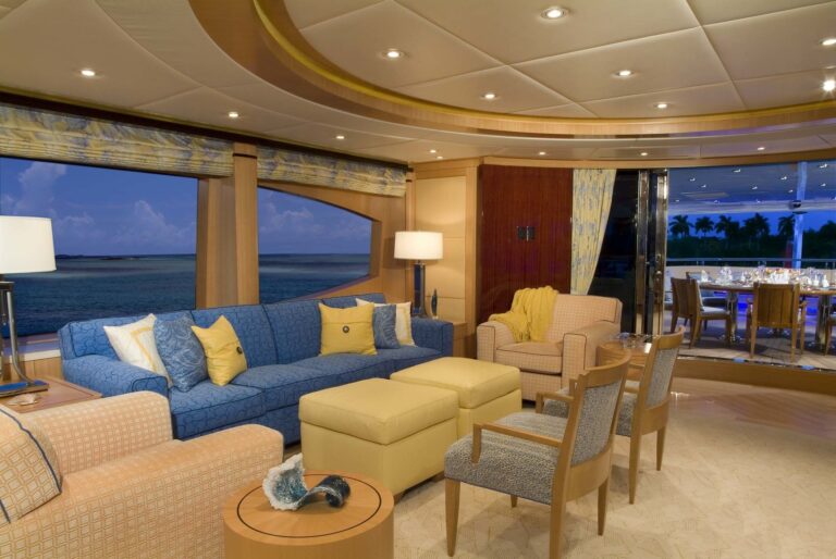 The 49m Yacht REEF CHIEF