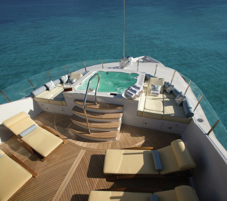 Jacuzzi Pool On Board Yacht REEF CHIEF