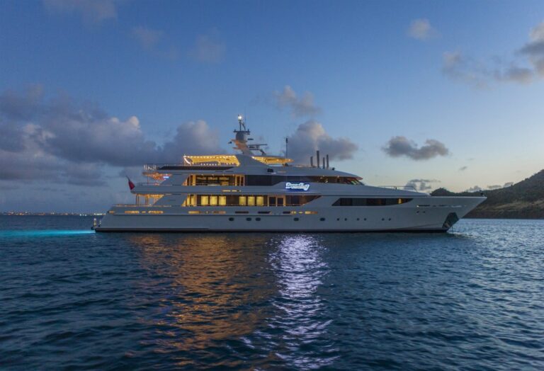 The 49m Yacht TRENDING