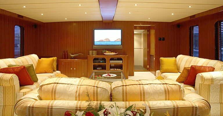The 49m Yacht WESTERN ISLES