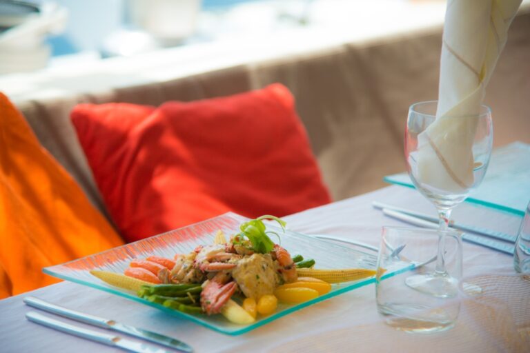 Alfresco dining details