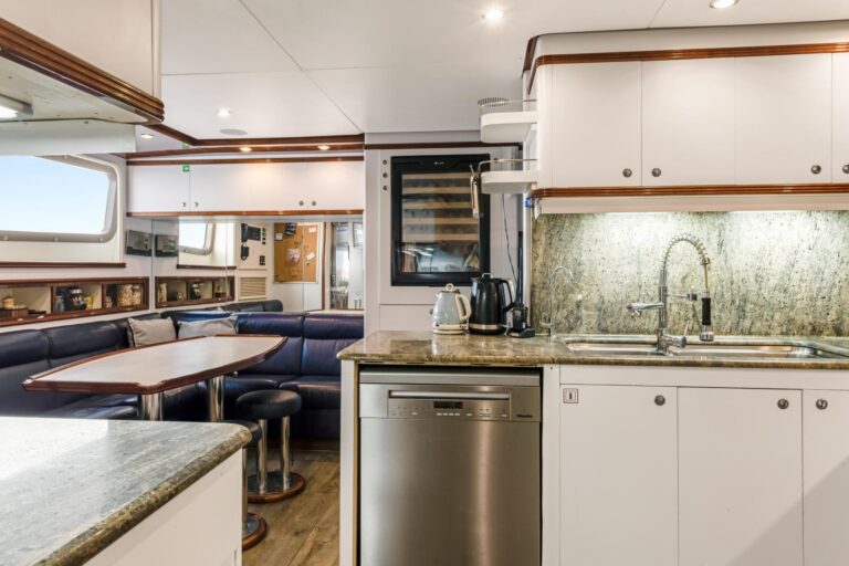 Galley And Crew Dining