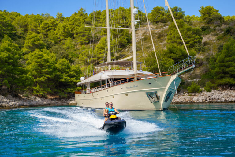 SON DE MAR - With Jet Ski