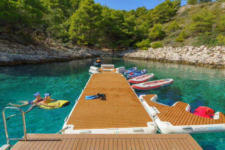 SON DE MAR - Floating Dock