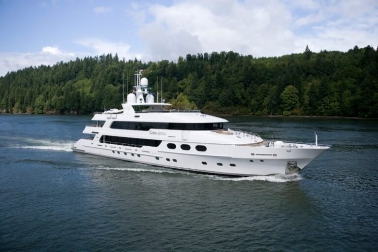 The 50m Yacht CASINO ROYALE