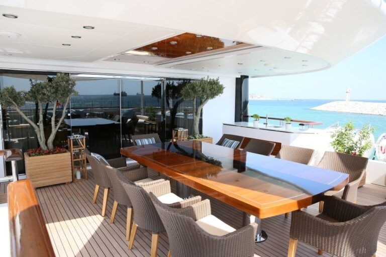 The 50m Yacht DUSUR