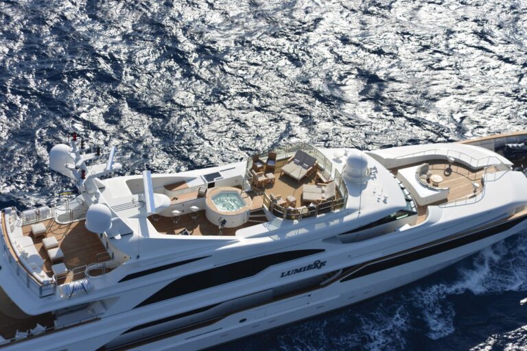 The 50m Yacht LUMIERE