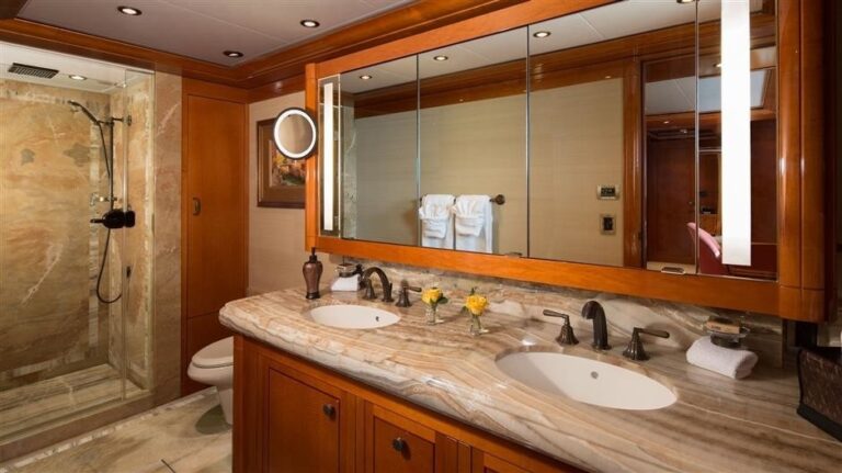 ensuite bathroom