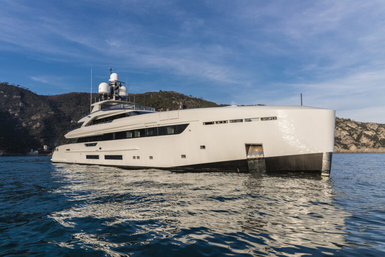 50m Yacht KINDA