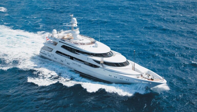 The 51m Yacht LAZY Z