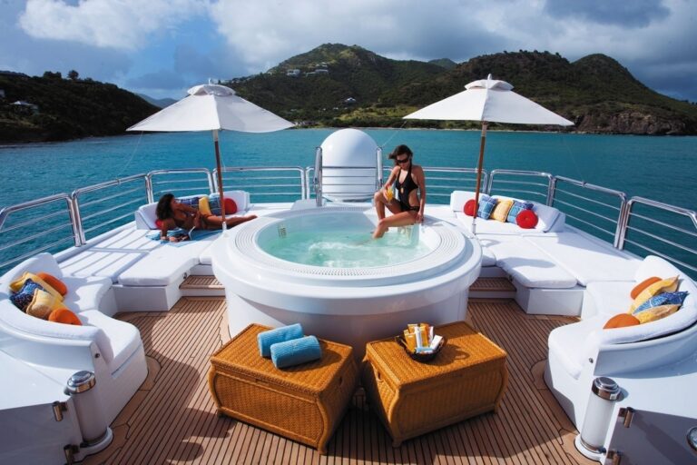 The 51m Yacht LAZY Z