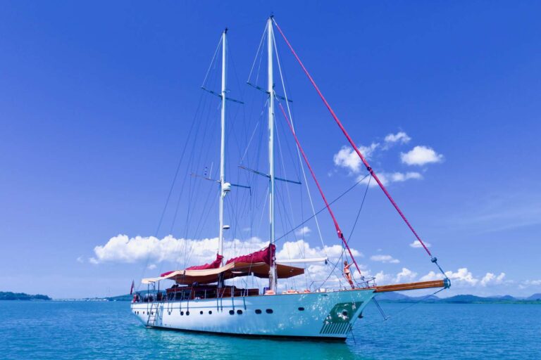 THE BLUE (ex ORIENT PEARL)