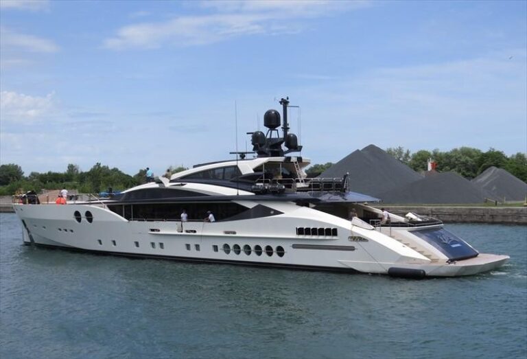 The 52m Yacht BLISS