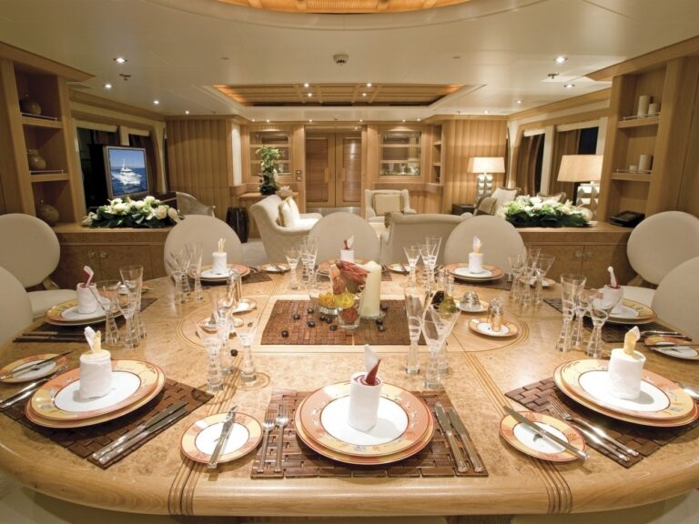Eating/dining Saloon On Yacht DEJA TOO