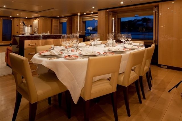 Eating/dining Saloon On Board Yacht LA MIRAGE