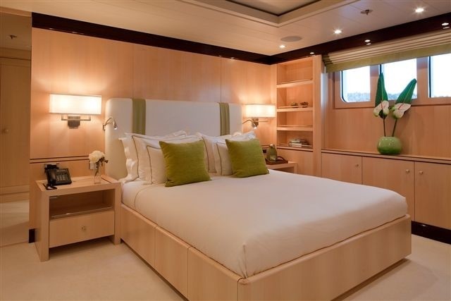 Double Sized Cabin On Yacht LA MIRAGE
