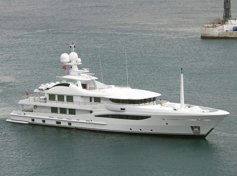 Premier Overview Aboard Yacht LA MIRAGE
