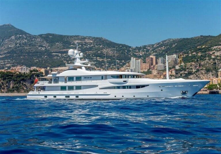The 52m Yacht LADY NAG NAG