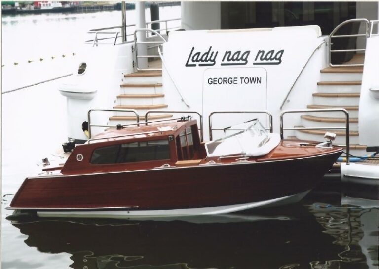 The 52m Yacht LADY NAG NAG