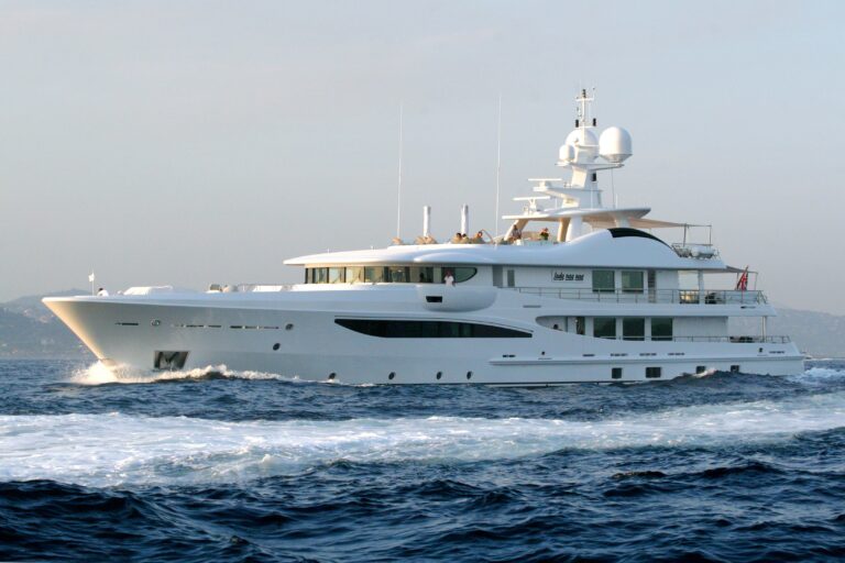 The 52m Yacht LADY NAG NAG