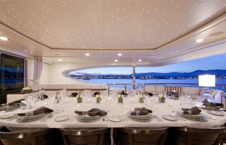 fabulous al fresco dining set up