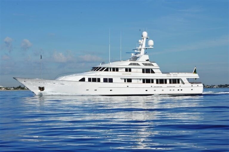 The 52m Yacht MARIA