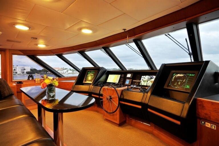 The 52m Yacht MARIA