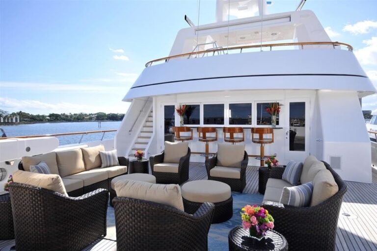 The 52m Yacht MARIA