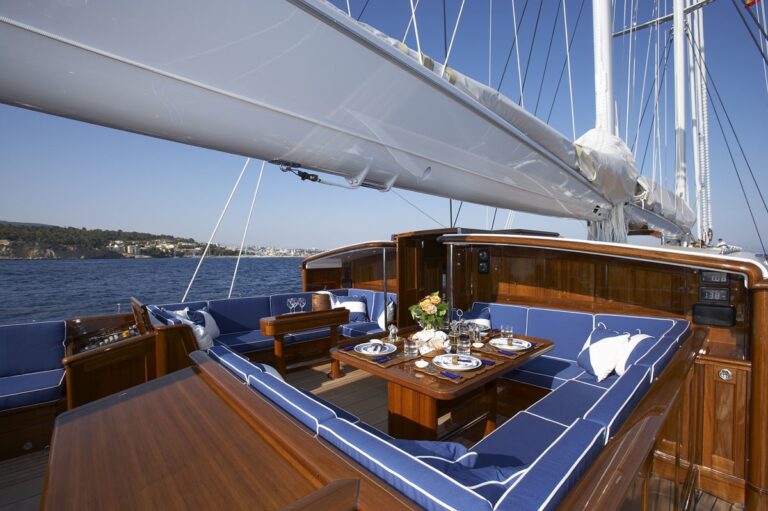 Outdoor Eating/dining On Board Yacht METEOR