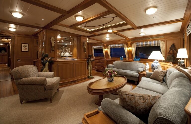 The 52m Yacht NAZENIN V