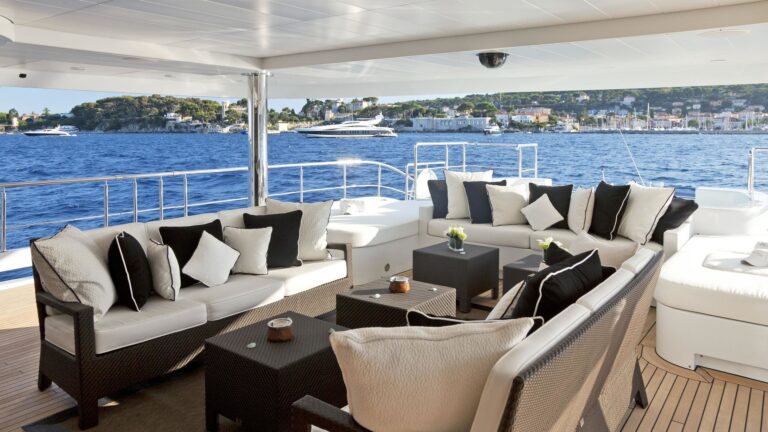 The 53m Yacht KINTA