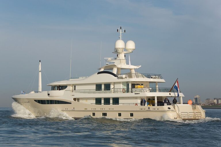 The 54m Yacht ADDICTION