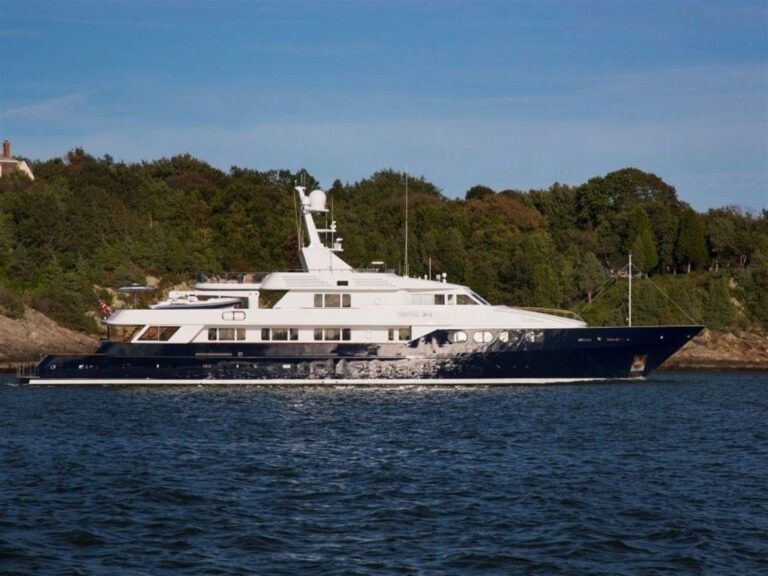 The 54m Yacht CHANTAL MA VIE