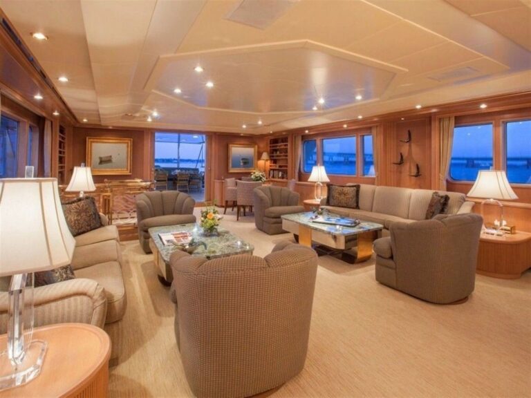 The 54m Yacht CHANTAL MA VIE