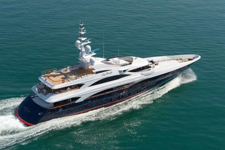 The 54m Yacht KARIANNA