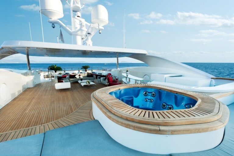 Palumbo Superyachts