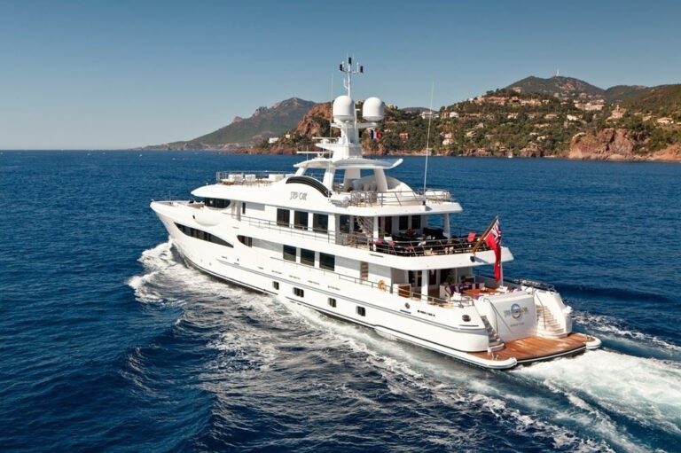 The 54m Yacht STEP ONE