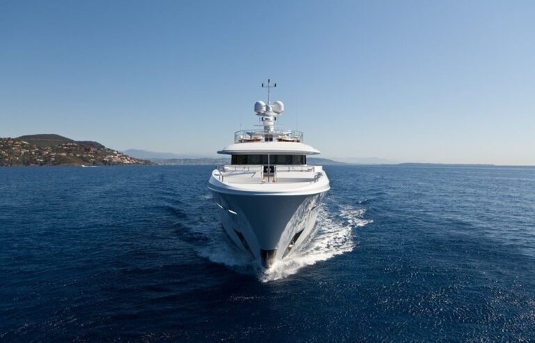 The 55m Yacht ASTRA