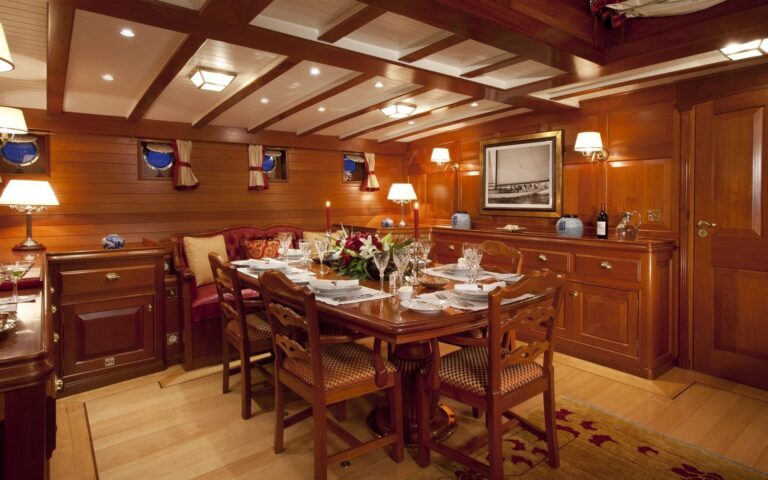 Eating/dining Saloon On Board Yacht ELENA