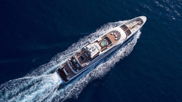 Charter yacht 180 Limited Edition