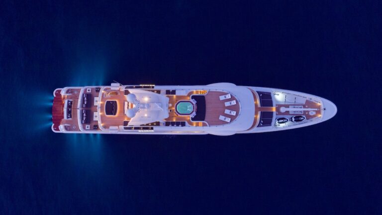 Charter yacht 180 Limited Edition
