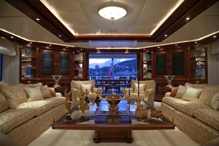 The 55m Yacht FARIBANA V