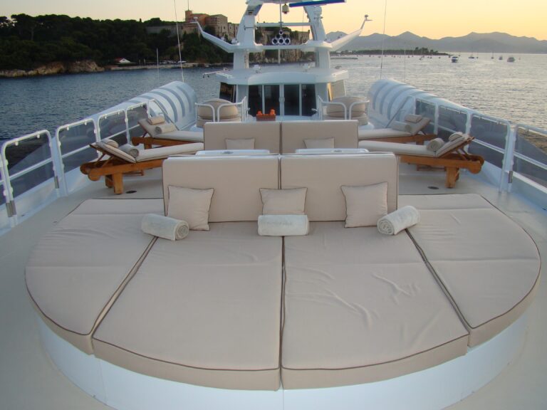 Sunshine Pads On Yacht LADY A