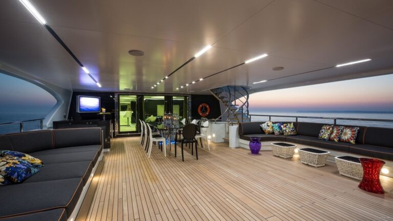 The 55m Yacht OCEAN PARADISE