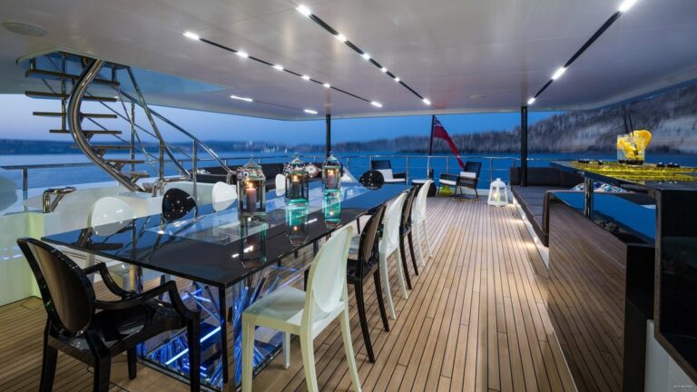 The 55m Yacht OCEAN PARADISE