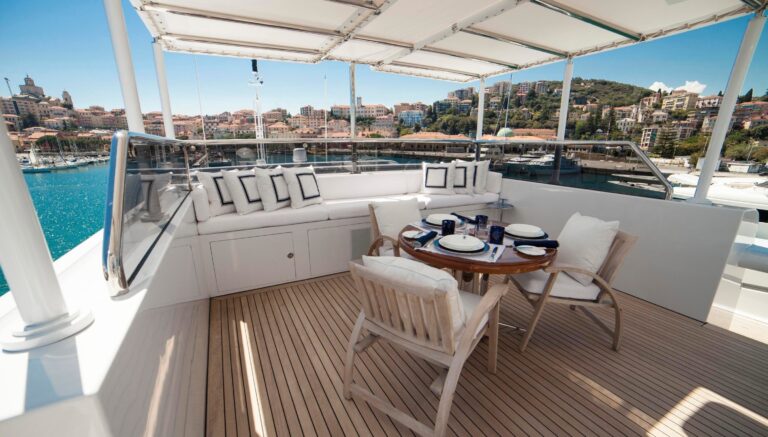 The 55m Yacht OCEANA