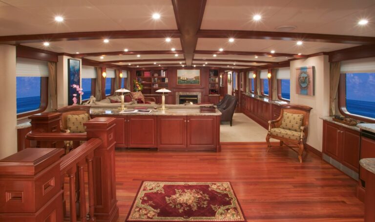 Profile: Yacht STARGAZER's Saloon Photograph